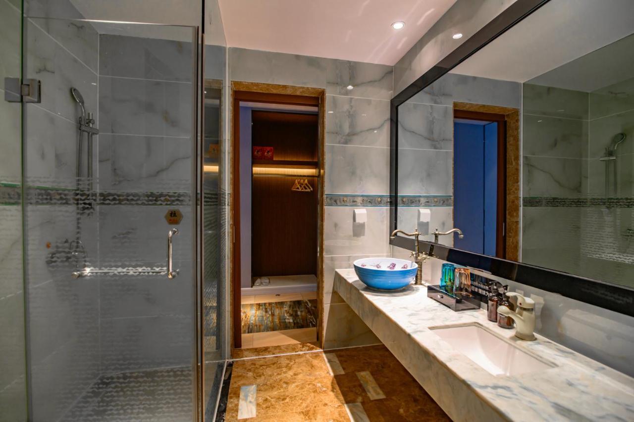 Ramada Encore By Wyndham Guangzhou Panyu Dış mekan fotoğraf